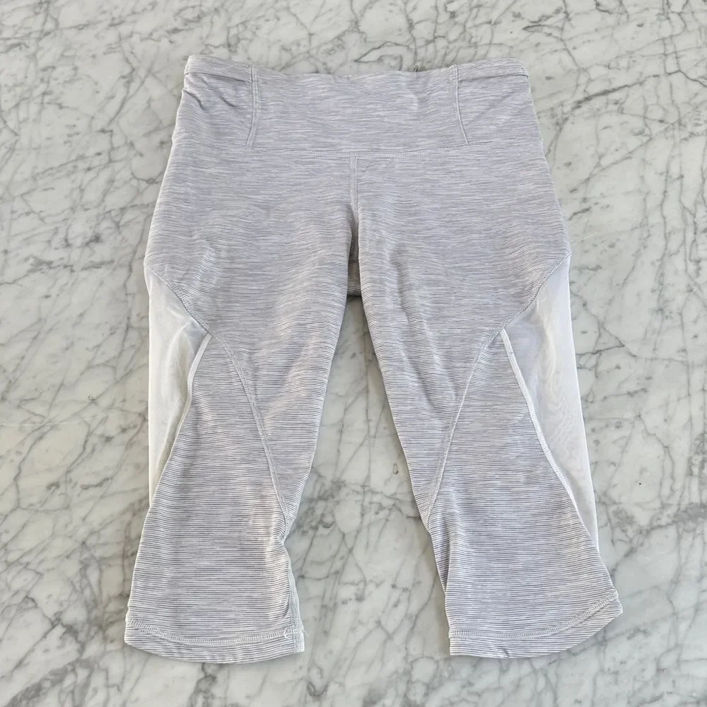 Lululemon High Waisted Capri Leggings With Mesh Gray and White Size 10